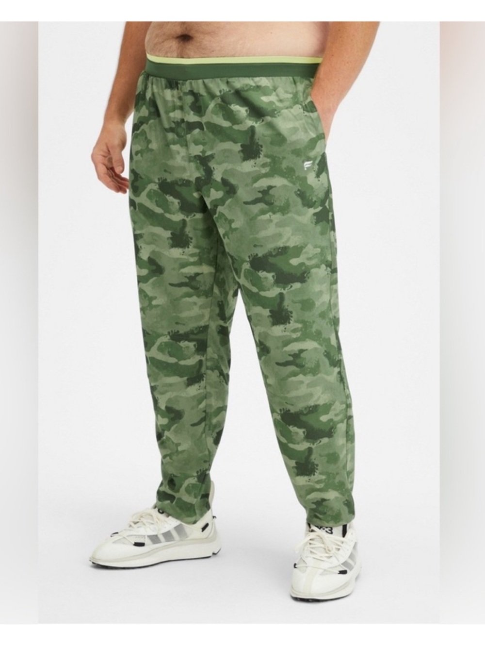Fabletics Men’s Camo Active Pants – Olive Green Performance Joggers